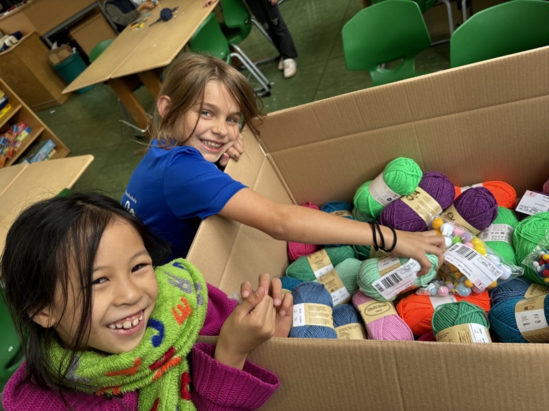 Nähen Stricken Basteln_ Betreuung GS Wiesenstraße